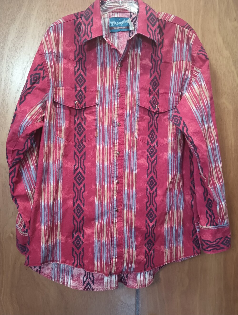 Vintage Wrangler Pearl Snap Western Shirt. Southwest Design. Red. Men's L
